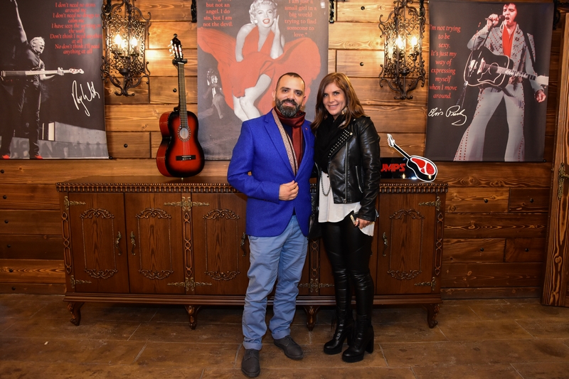 Opening of Rock N Rumps